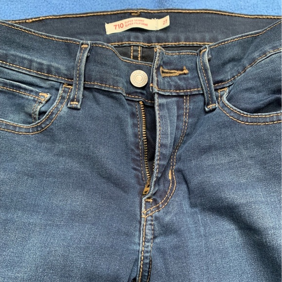 Levi’s 710 jeans - Picture 4 of 4